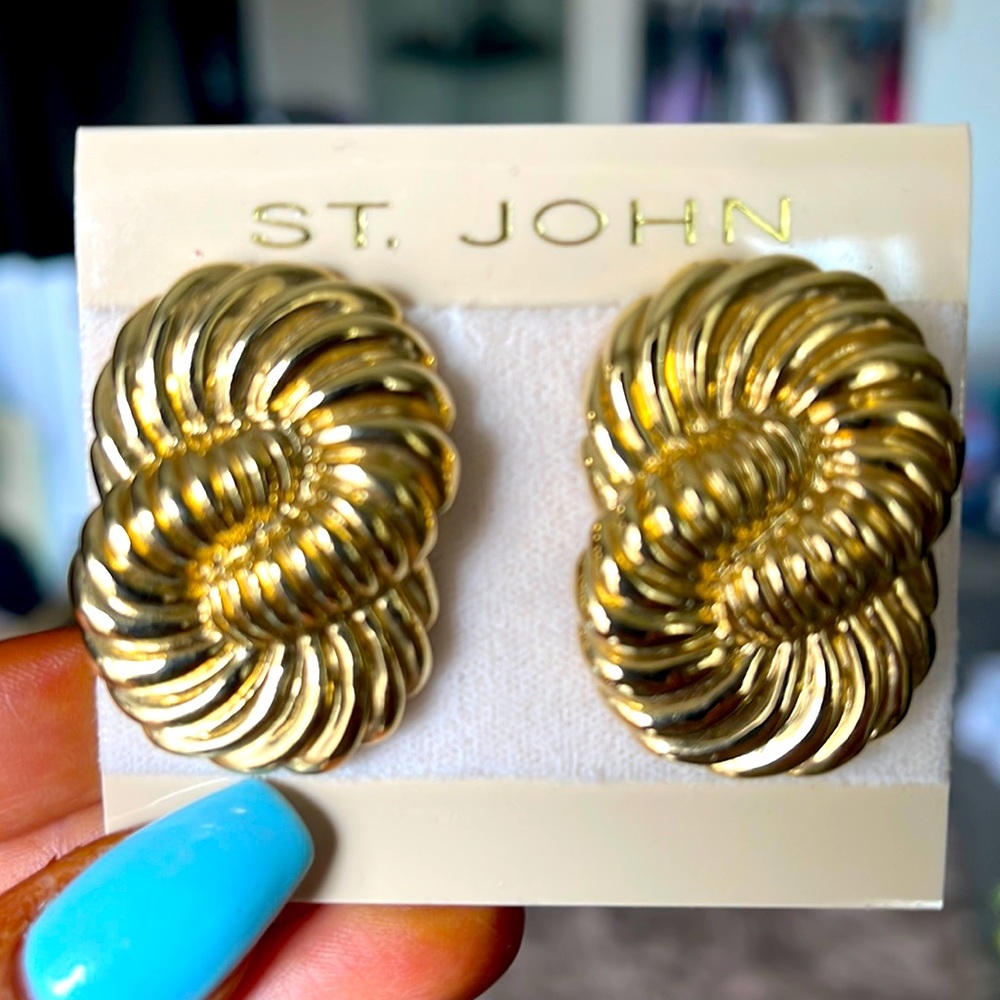St. John Gold clip on earrings
